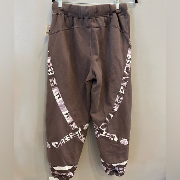 NWT πFP Free People Movement Snow Flow Joggers - Driftwood Combo Taupe - size M - Picture 8 of 12